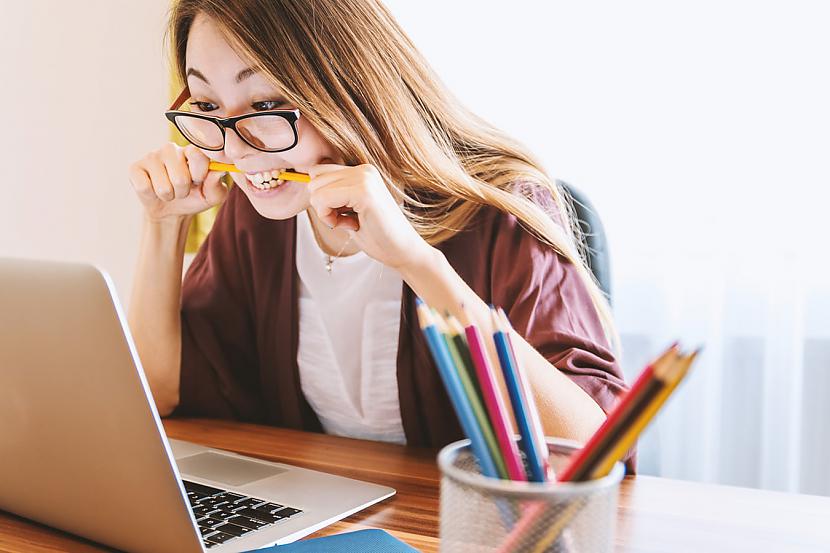 Tests: Vai vari atbildēt pareizi uz šiem 10 āķīgajiem jautājumiem?