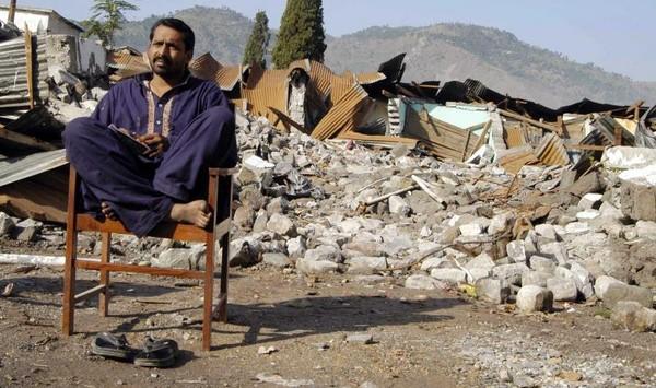 Pakistānietis kas izdzīvoja... Autors: Misa 30 dabas katastrofas