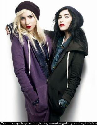  Autors: Honeybear The Veronicas.