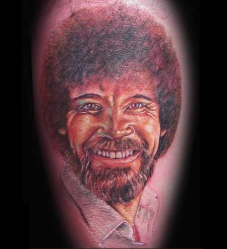 Šī tetovējuma īpašnieks... Autors: Spocenite Tizli slavenību tetovējumi
