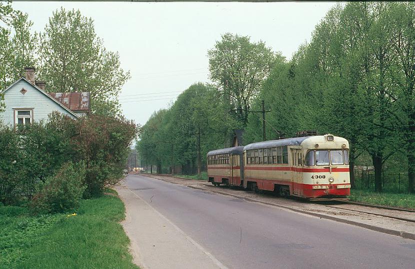  Autors: PizhikZ Rīgas sabiedriskais transports pirms 23 gadiem.