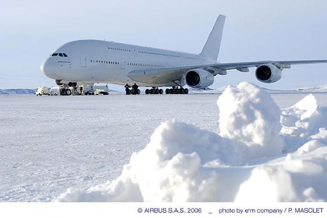  Autors: Aviators Airbus A380