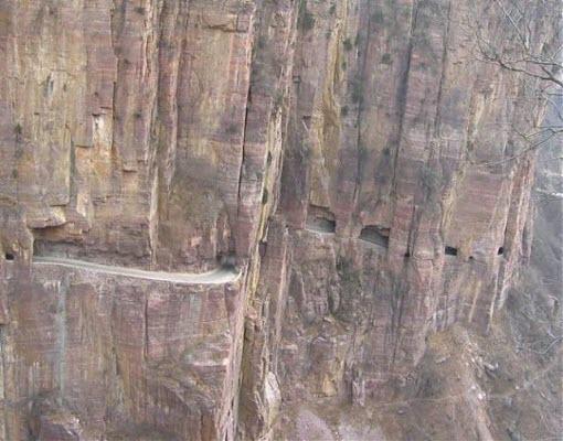 Guoliang Tunnel Road China Autors: eshan Pasaules sarežģītākie un bīstamākie ceļi