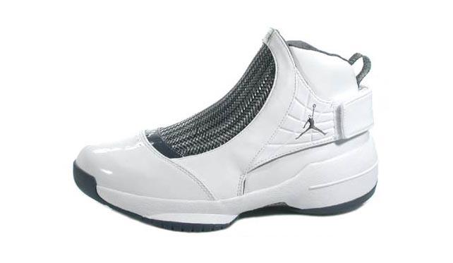 XIX2004 Autors: 123123 Air Jordan apavu vēsture