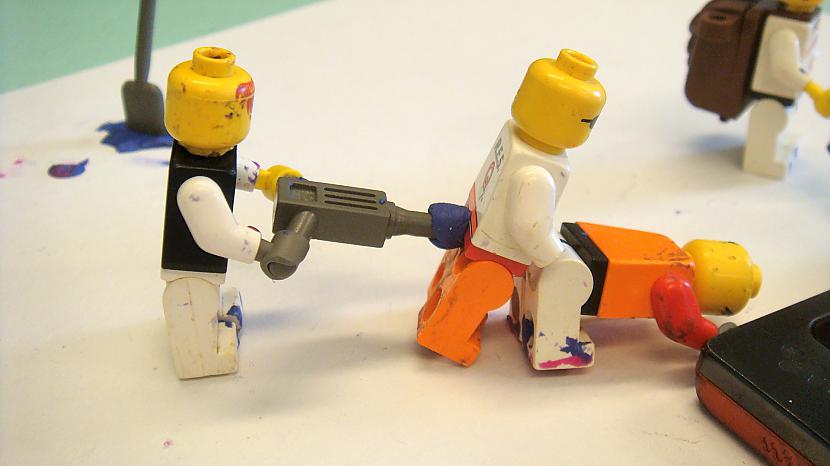 Autors: Osīc Lego arī dara "TO"!