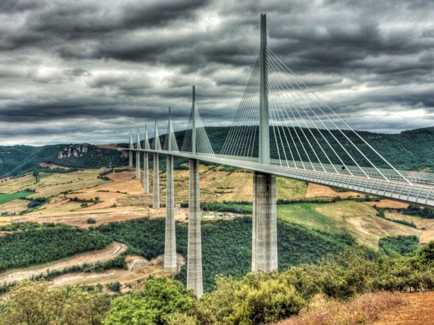 The Millau Viaduct Millau... Autors: Samaara Tilti.