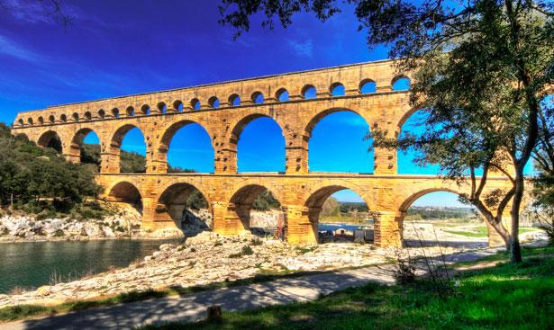 Pont du Gard VersPontduGard... Autors: Samaara Tilti.