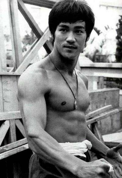  Autors: nonie #2 Bruce Lee. Ierodas ASV