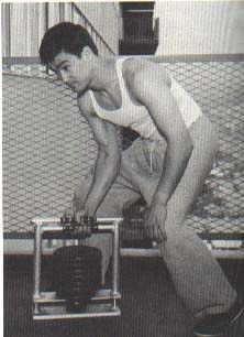 trenējot savas rokas... Autors: nonie #7 Bruce Lee -fiziskie treniņi