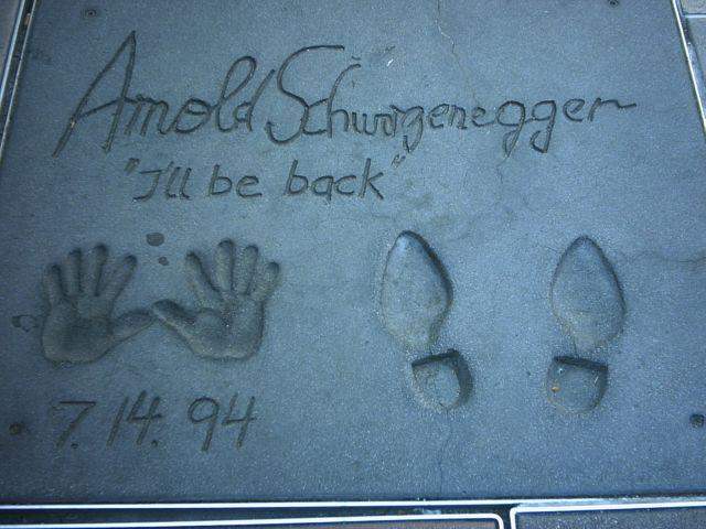 Footprints and handprints of... Autors: ruutel Arnold Schwarzenegger jeb vienkārši Ārnijs :)