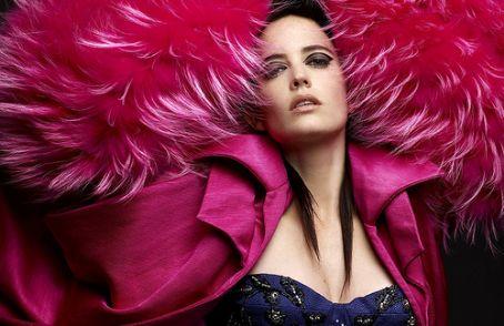  Autors: SamanthaJones Eva Green