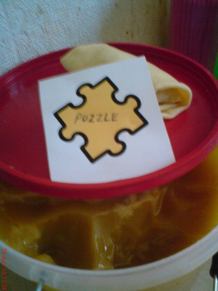  Autors: Puzzle Pankūkas un medus