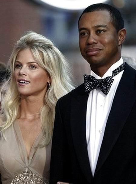 Tiger Woods amp Elin Nordegren... Autors: Fosilija 10 Slavenu cilveku kazas.