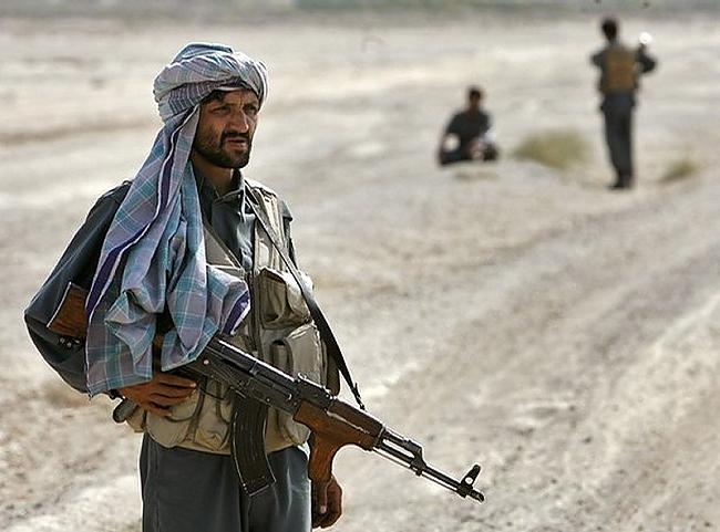 Afganistāna Autors: ruutel AK-47 ~ 20.gs. Ierocis Nr. 1