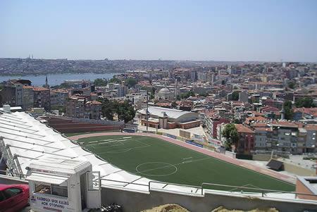 Recep Tayyip Erdoğan Stadium... Autors: Fosilija Unikālākie stadioni pasaulē