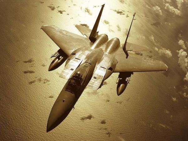F15 Eagle izlaista 1976... Autors: Tommy Chong Par Enģeļiem