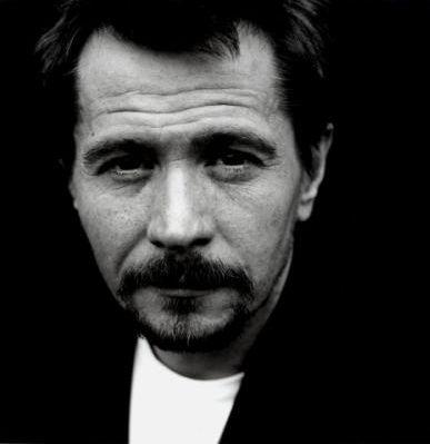 Gary Oldman tagad Aktiers... Autors: Naomi Slavenības mazliet senāk...