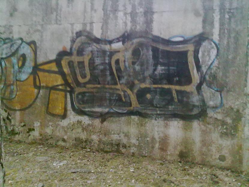  Autors: Fosilija Graffiti (52)