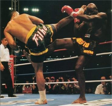 Ernesto Hoost dēvēts arī par... Autors: Burns Thai box