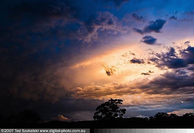  Autors: garfilds100 Clouds......