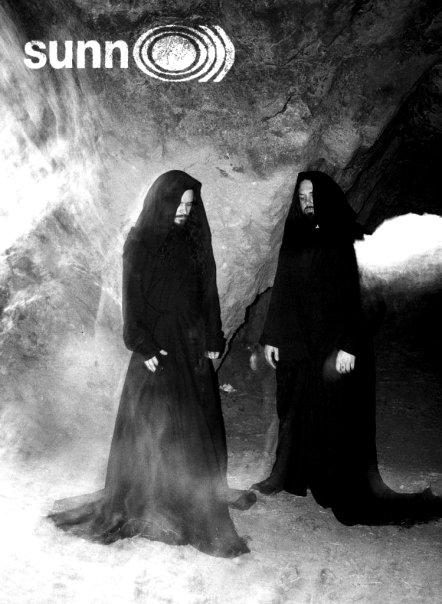  Autors: greycookie Sunn O)))