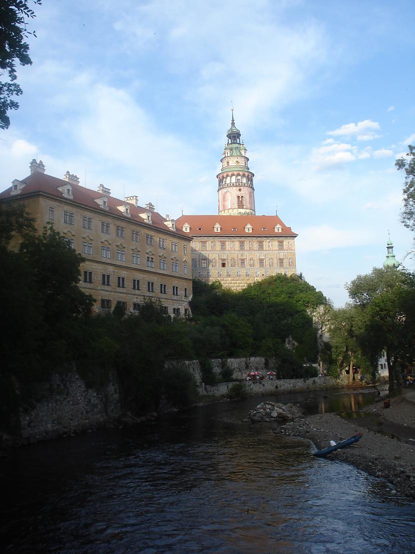 Česky Krumlov diemžēl šeit... Autors: Almucha Čehijas pilis :)