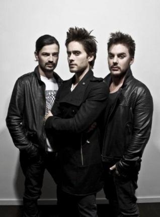  Autors: ModernMyth 30 Seconds To Mars.