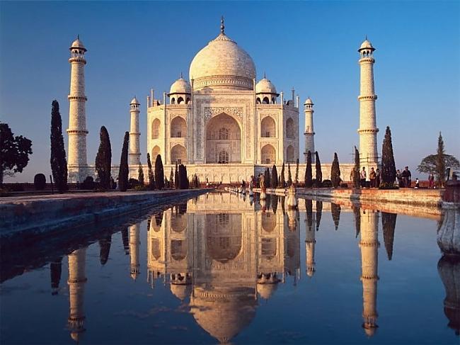 Tadžmahāls  Indija Āgra... Autors: Naglene Pasaulē apbrīnojamākās celtnes