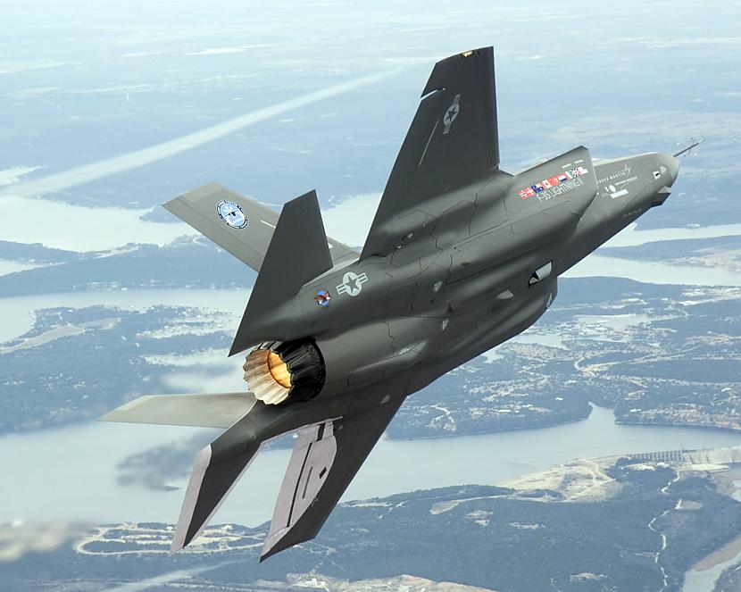 F35 Autors: godie TOP 10 modernās kara lidmašīnas.