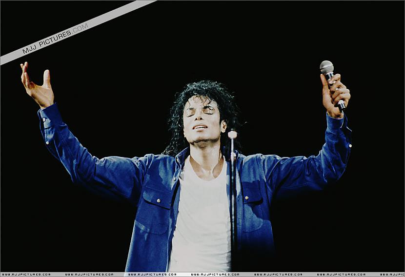 Bad world tour 1987  1989 gads Autors: kik122 Maikls Džeksons uz skatuves un vēl citas bildītes..