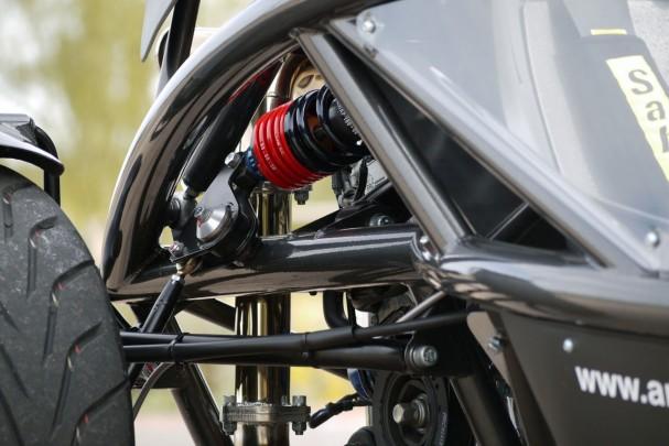  Autors: rnzdesign ariel atom 3