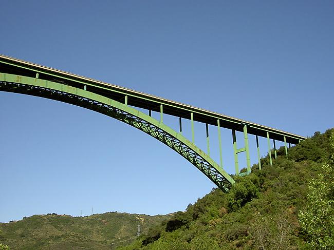 Cold Springs Canyon Arch... Autors: ainiss13 10 populārākās pašnāvību vietas