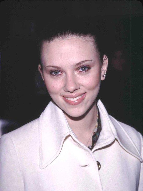 Scarlett Johansson  pirms... Autors: Inetux Celebrity nose jobs!