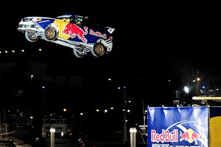 New Years Eve Jump Autors: Zuppa Travis Pastrana