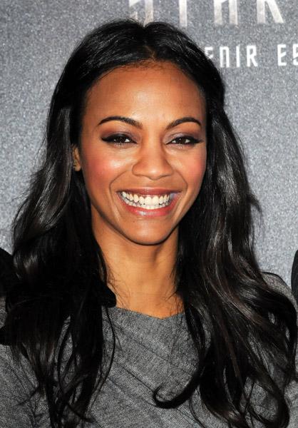  Autors: MEGRUBI Zoe Saldana