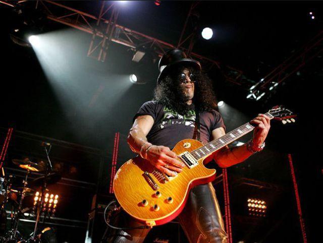 Slash  Saul Hudson Autors: BLACK HEART slavenību īstie vārdi !! ;)