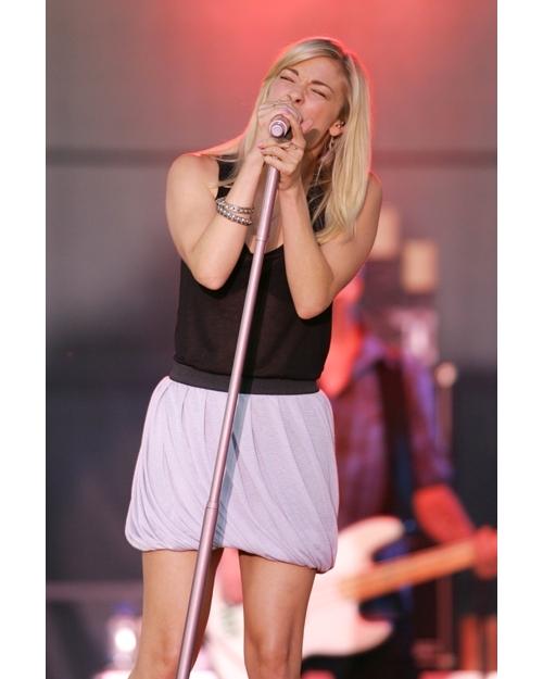 Did Leanne Rimes get this... Autors: viņš Rock Stars Fashion: Praises & Friendly Advice