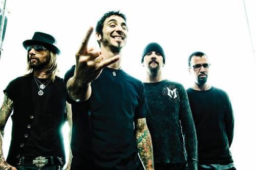 Godsmack  USA Autors: gumijnieki alternatīvie vīrieši 2