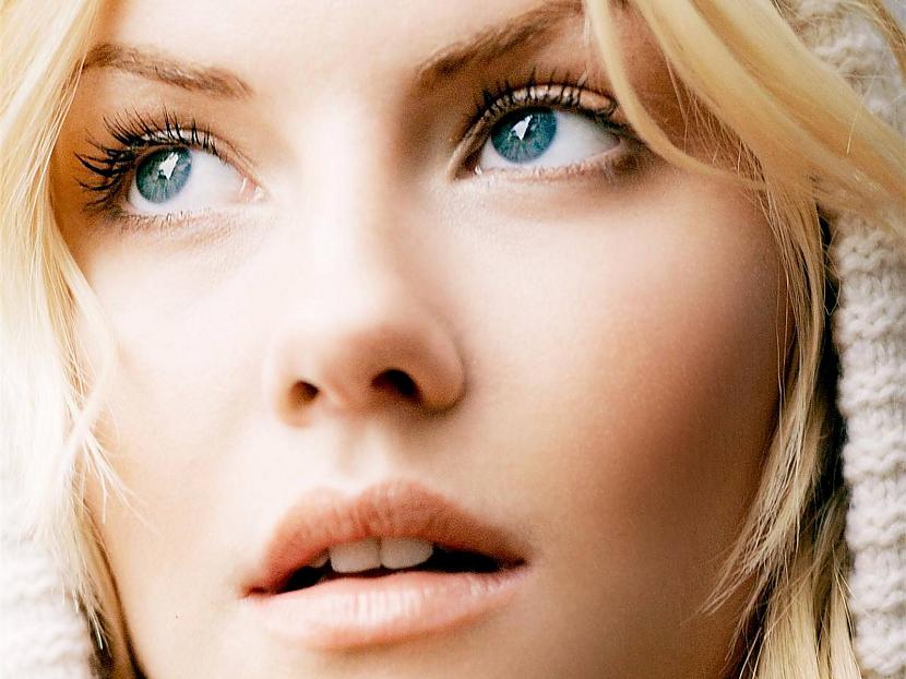  Autors: MEGRUBI Elisha Cuthbert