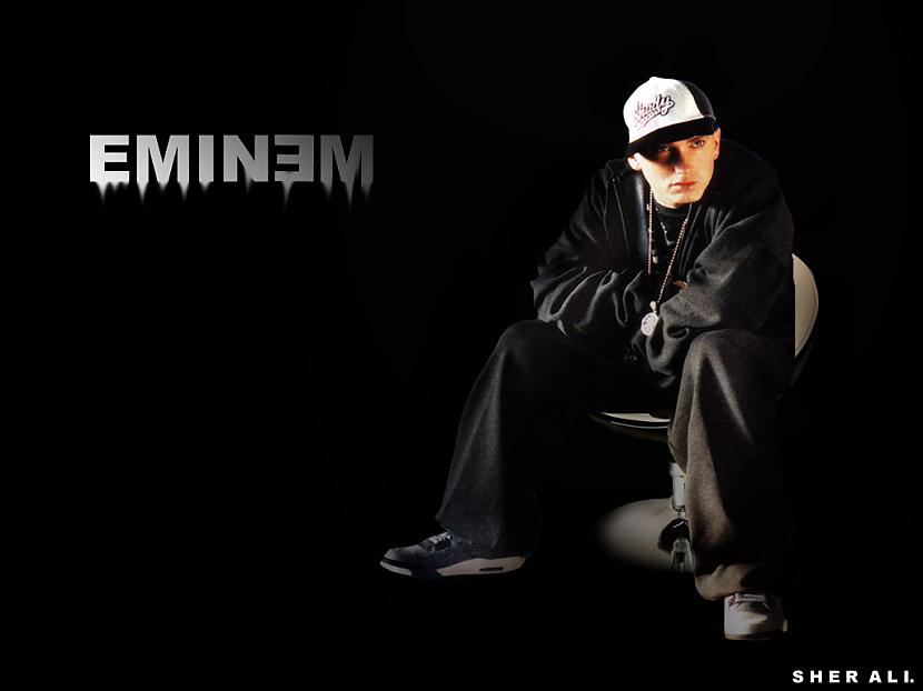 Ir Ginesa rekordu graamataa... Autors: Džeina Eira Marshall Bruce Mathers III