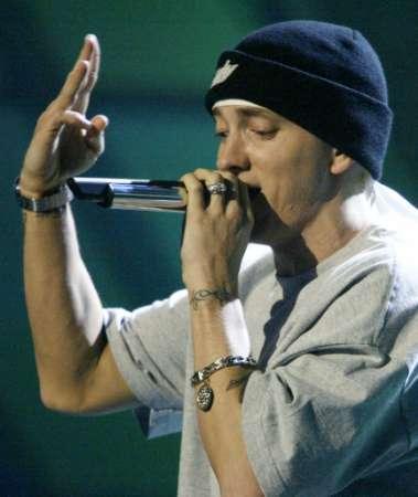 Lai vareetu ierakstiit... Autors: Džeina Eira Marshall Bruce Mathers III