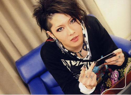  Autors: Krikachan Miyavi!!!!!!!!!