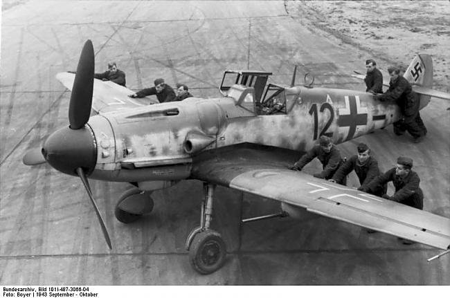  7 vieta Messerschmitt Bf 109... Autors: spoT TOP10 Otrā pasaules kara lidmašīnas- iznīcinātāji.