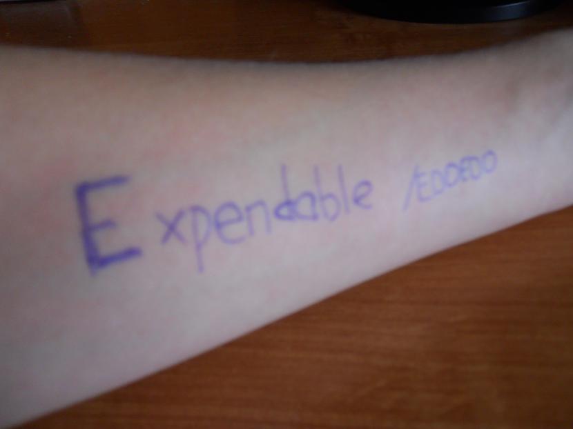  Autors: EDOEDO Expendable. :D