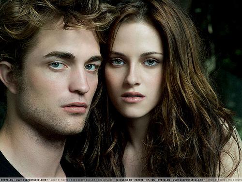  Autors: Fosilija Kristen Jaymes Stewart