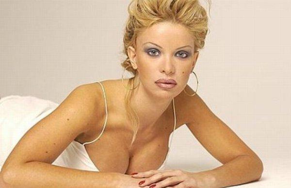  Autors: blond Frankenšteina sieva