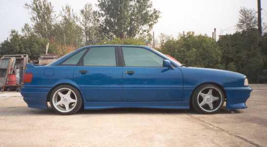  Autors: Barera 30 Audi 80 B4