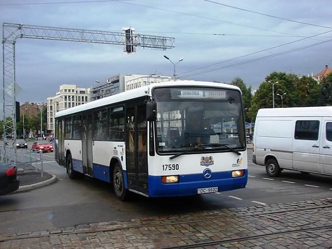 1997 gadā Latvija atveras... Autors: nighttrainent Rīgas autobusu vēsture.