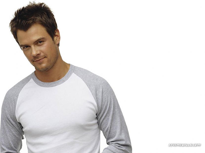  Autors: dea Josh Duhamel