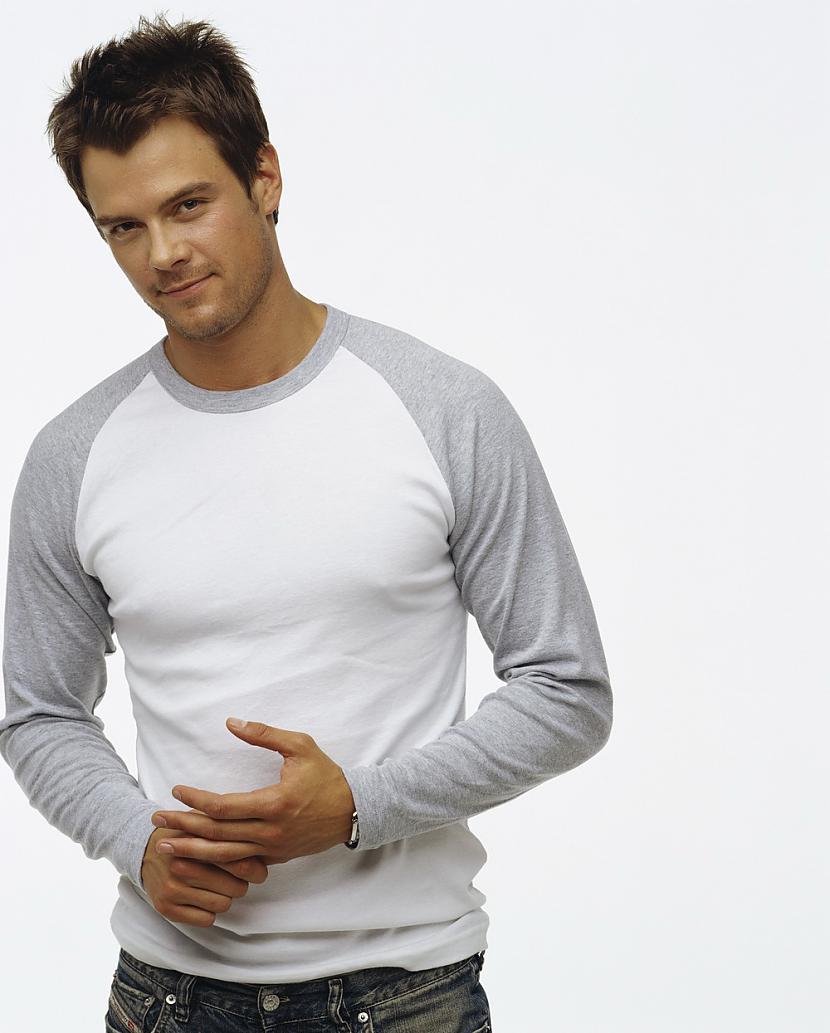  Autors: dea Josh Duhamel